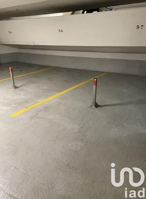 Parking - 13 m²