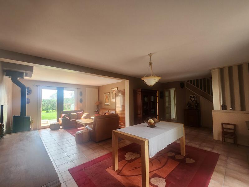 Maison - 139 m² - 7 pièces