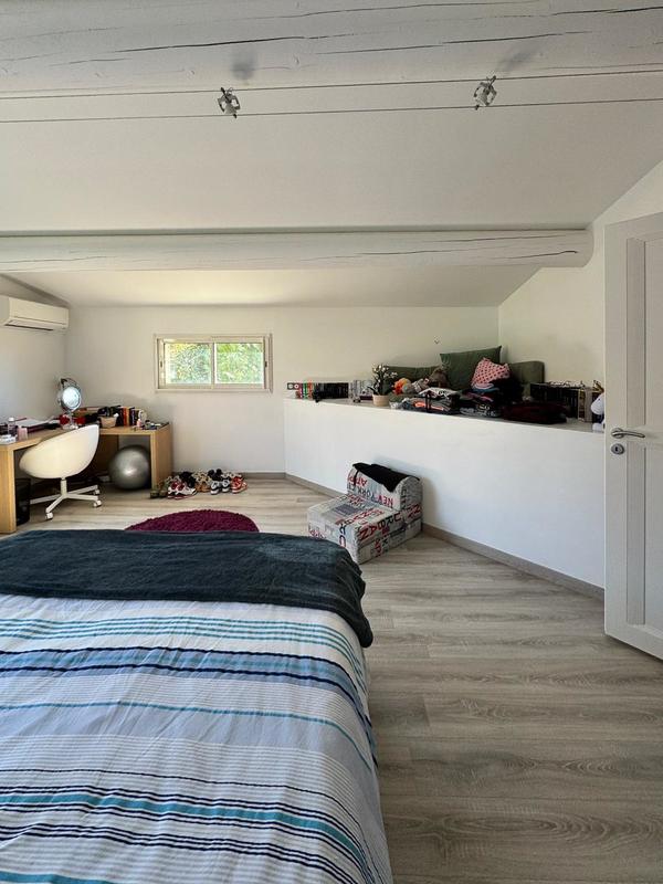 Villa - 206 m² - 5 pièces