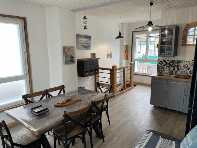 Maison - 89 m² - 8 pièces