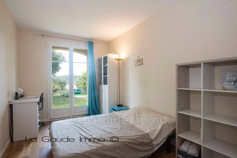 Villa - 198 m² - 7 pièces