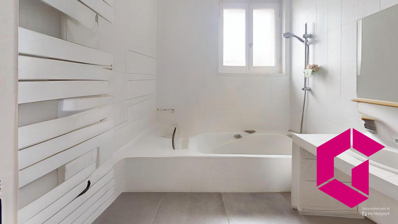 Maison - 140 m² - 4 pièces