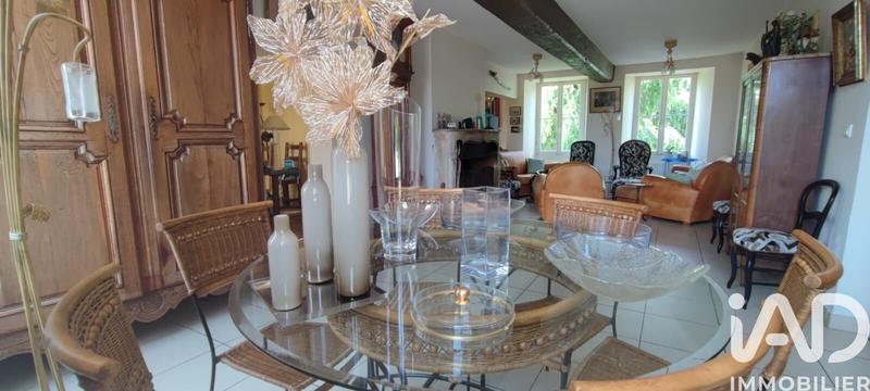 Maison - 343 m² - 10 pièces