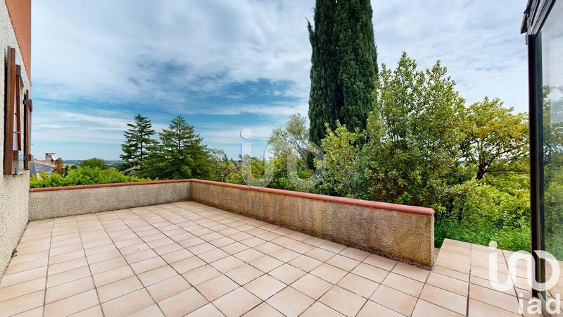 Maison - 233 m² - 7 pièces