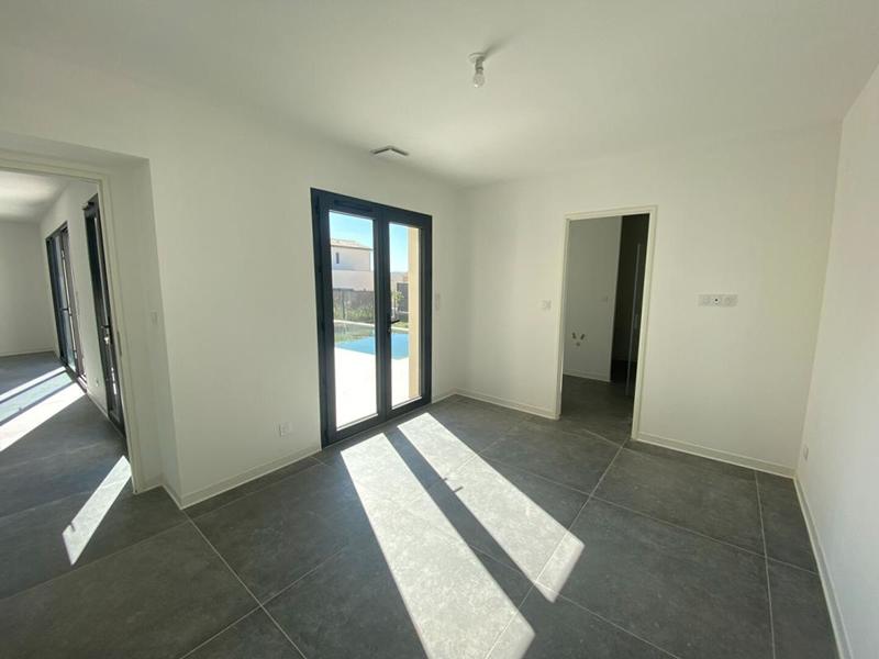 Maison - 144 m² - 6 pièces