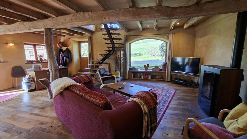 Maison - 340 m² - 10 pièces