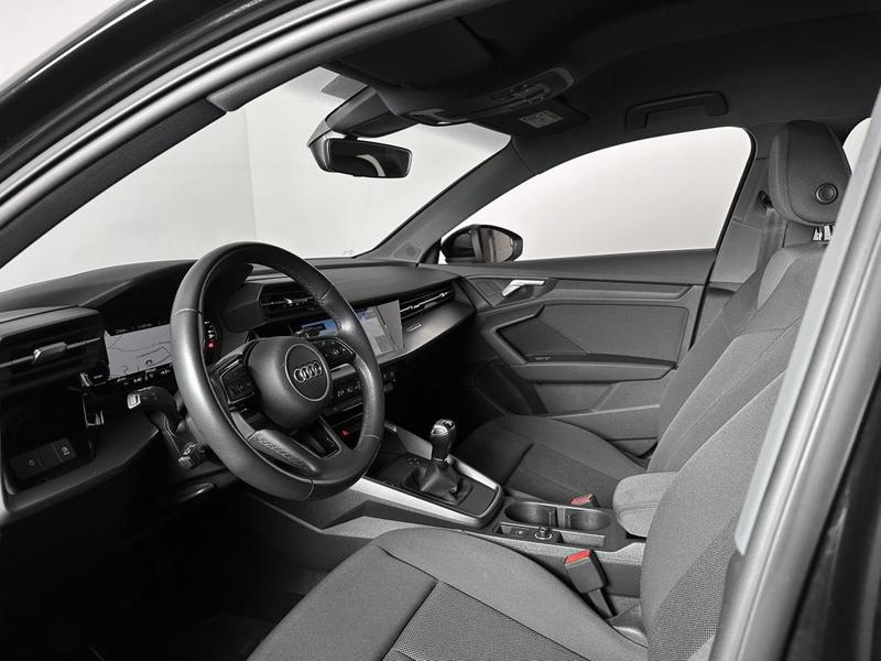 Audi A3 Berline 2.0l 30 Tdi 116ch Virtual Cockpit Carplay Gps Regul Full Led Dab 1°Main 116 Ch