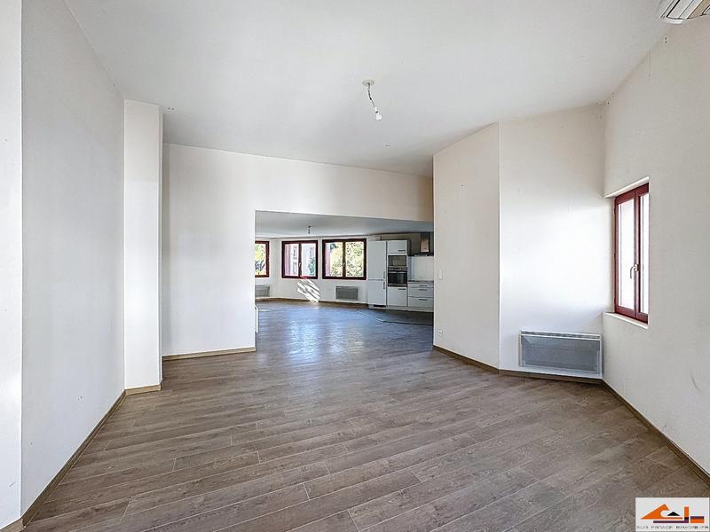 Appartement - 103 m² - 3 pièces