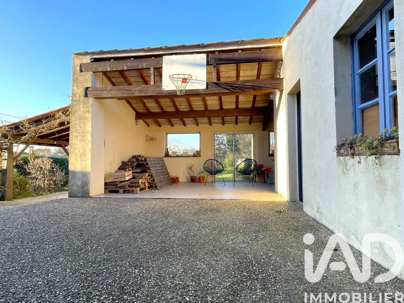 Maison - 185 m² - 6 pièces