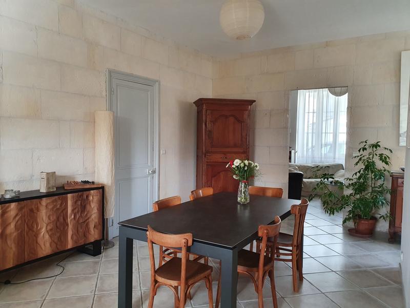 Maison - 222 m² - 7 pièces