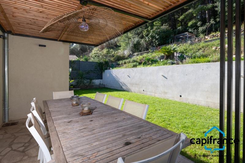 Maison - 172 m² - 7 pièces