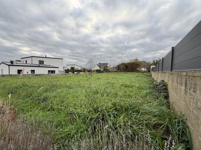 Terrain - 600 m²