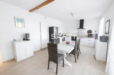 Maison - 137 m² - 5 pièces