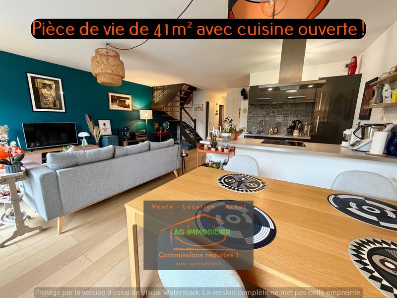 Maison contemporaine - 107 m² - 6 pièces