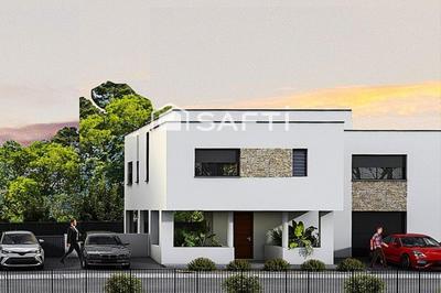 Maison - 96 m² - 4 pièces