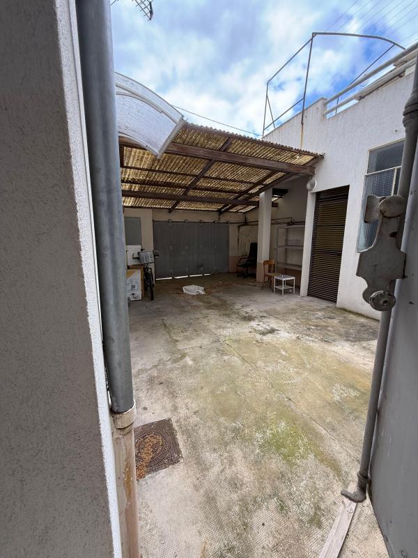 Local commercial - 93 m²