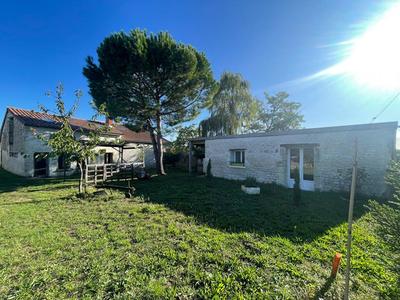 Maison - 95 m² - 3 pièces