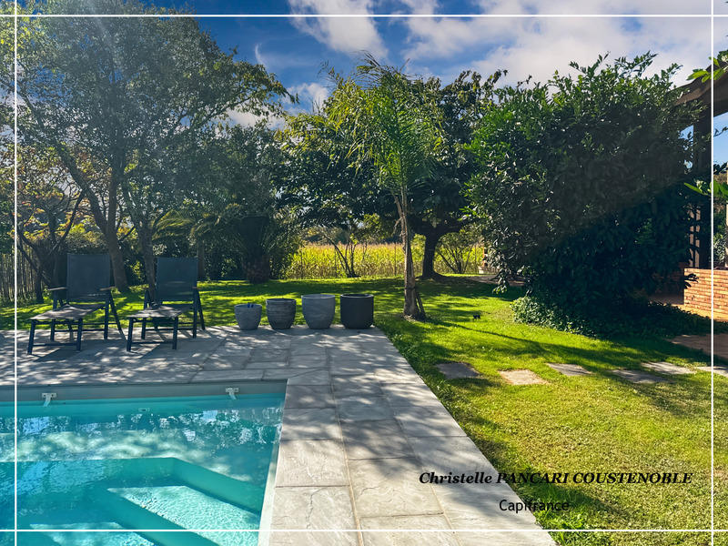 Villa - 204 m² - 6 pièces