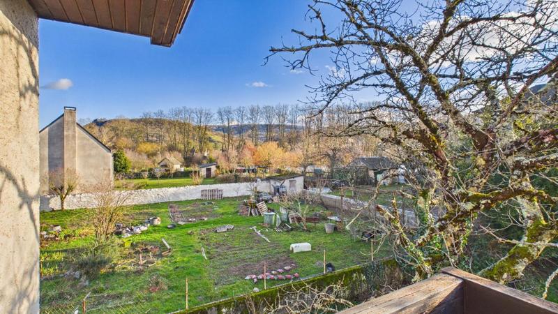 Villa - 238 m² - 9 pièces