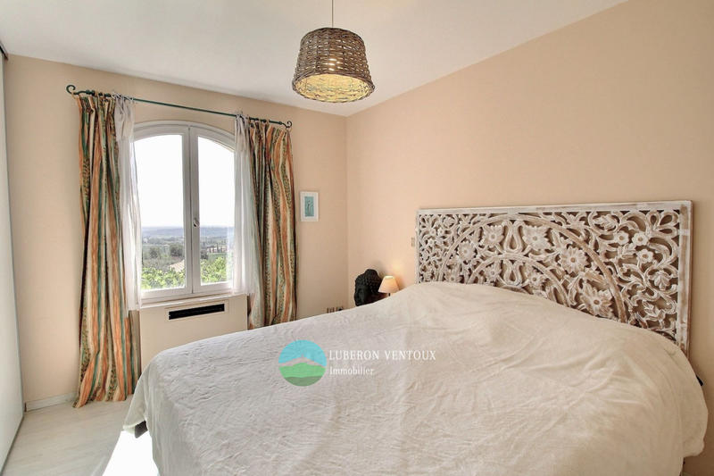 Maison - 221 m² - 5 pièces