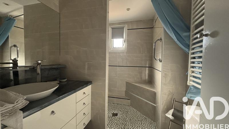 Maison - 94 m² - 4 pièces