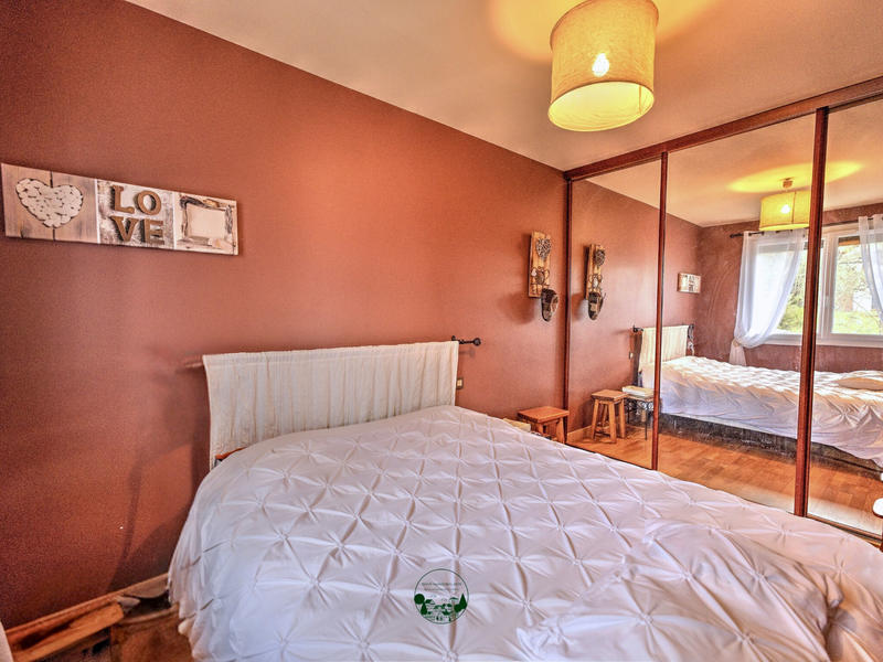 Maison - 200 m² - 7 pièces