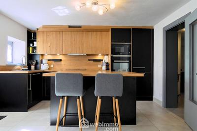 Appartement - 103 m² - 5 pièces