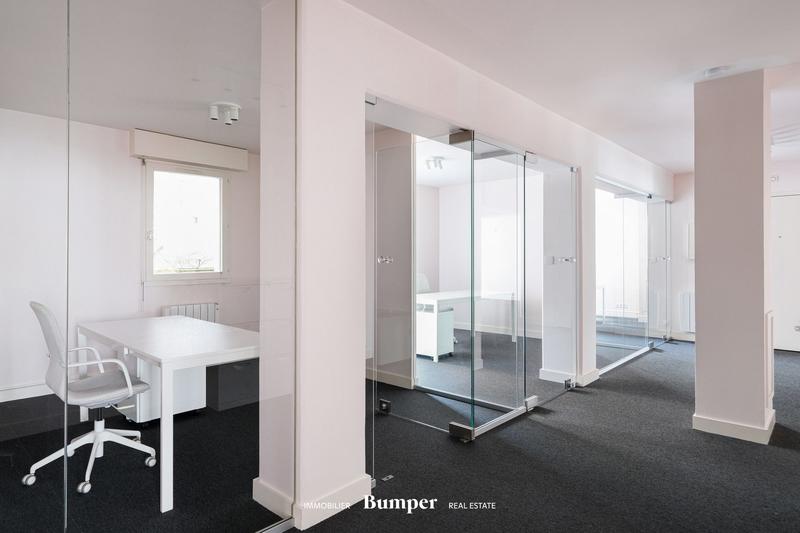 Bureau - 102 m² - 5 pièces