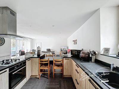 Maison - 105 m² - 5 pièces