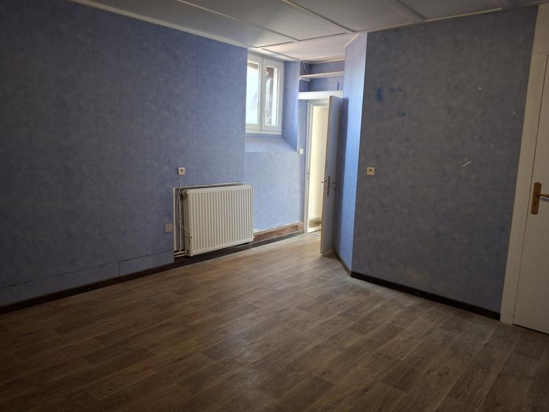 Maison traditionnelle - 90 m² - 3 pièces