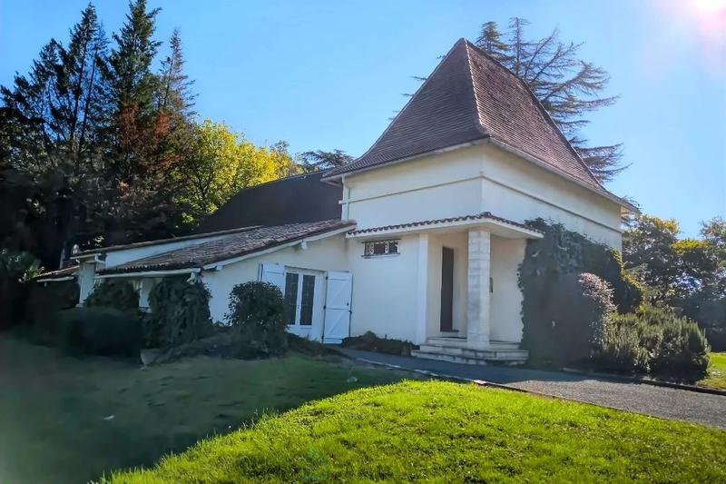 Maison - 160 m² - 5 pièces