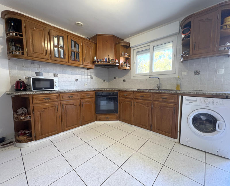 Villa - 90 m² - 4 pièces