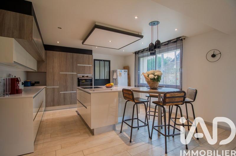 Maison - 173 m² - 7 pièces