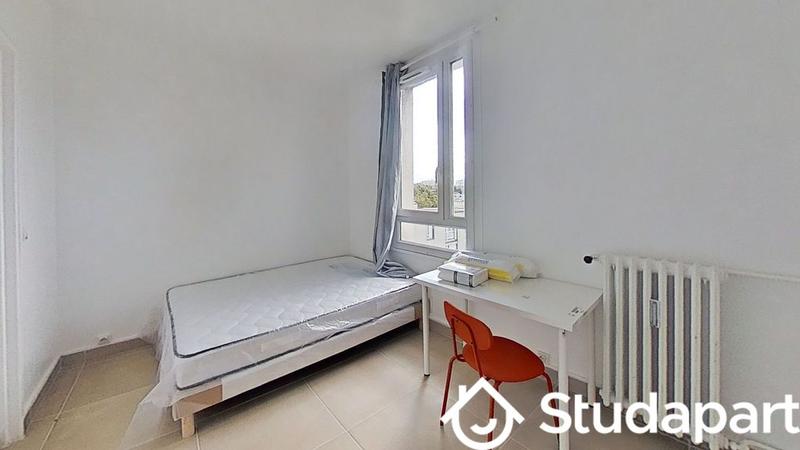 Chambre - 72 m² - 1 pièce