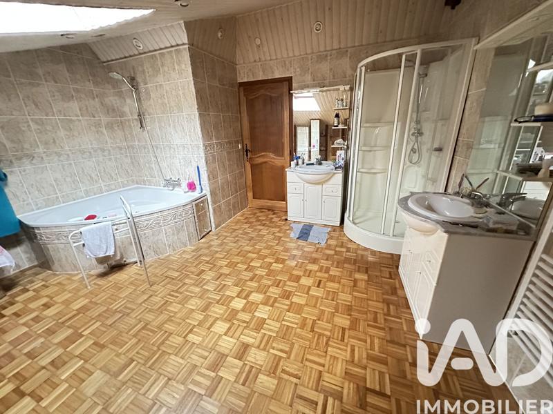 Maison de village - 216 m² - 7 pièces