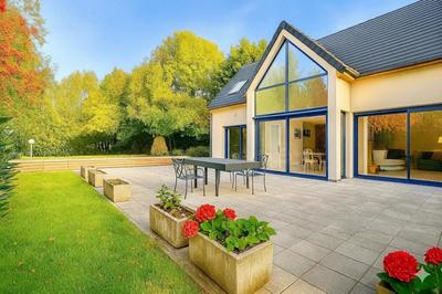 Maison - 206 m² - 5 pièces