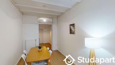 Chambre - 101 m² - 1 pièce