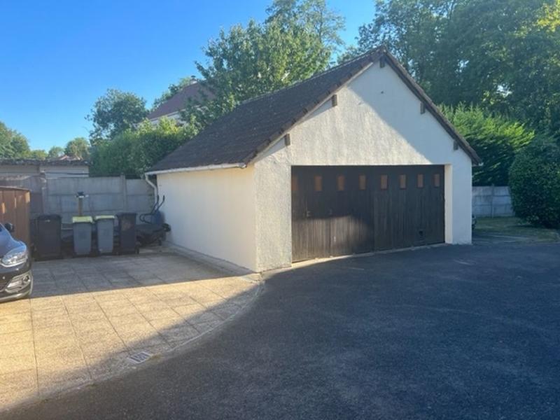 Appartement - 111 m² - 6 pièces