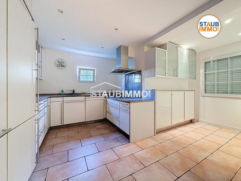 Maison - 287 m² - 8 pièces