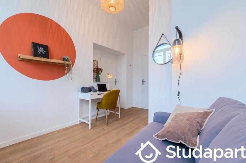 Chambre - 14 m² - 1 pièce