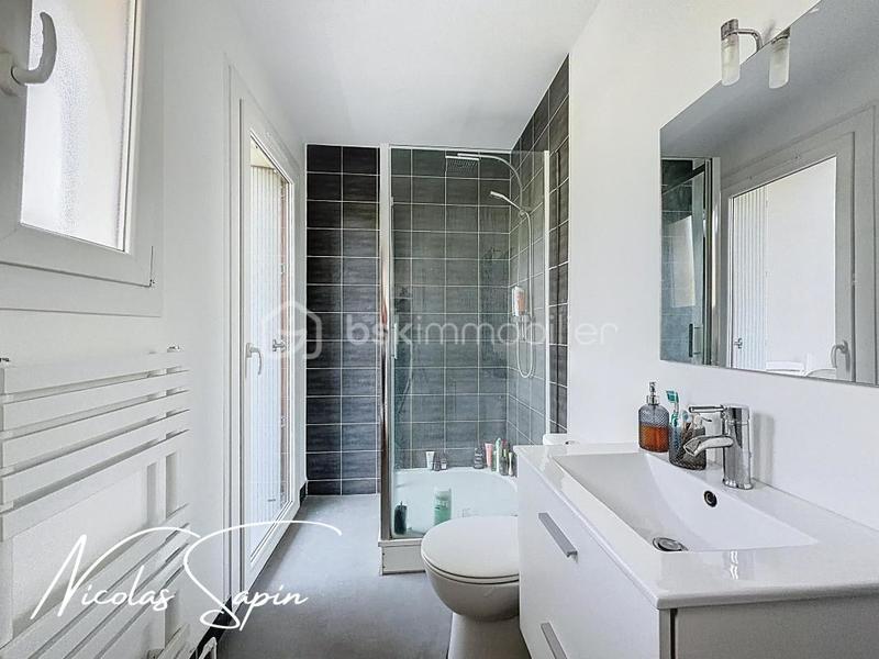 Appartement - 106 m² - 4 pièces