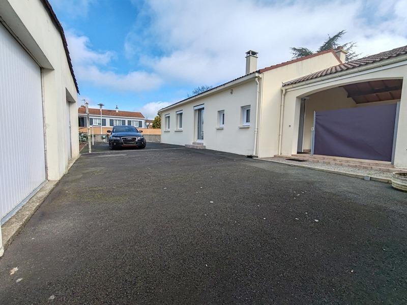 Maison - 98 m² - 5 pièces