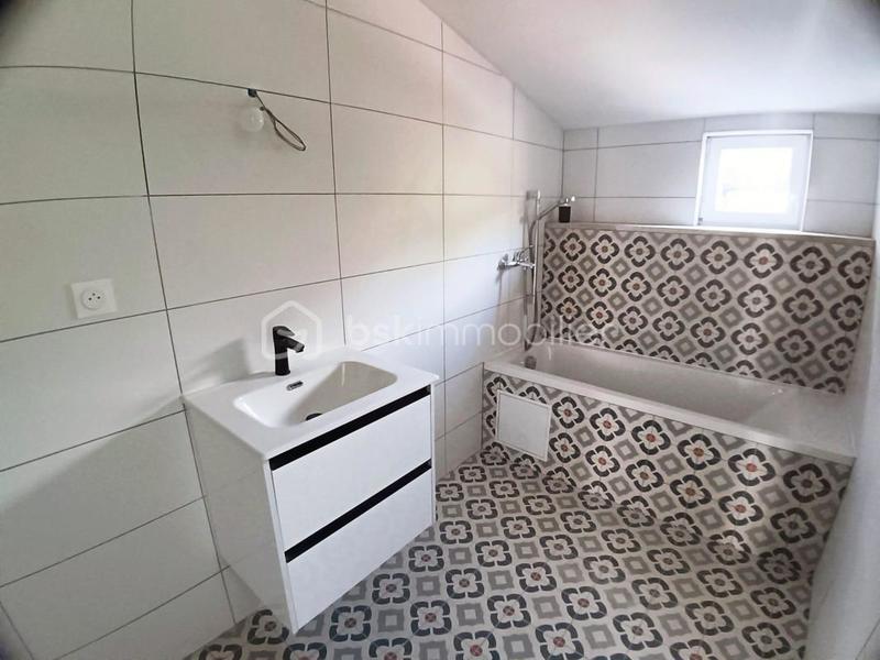 Appartement - 77 m² - 3 pièces