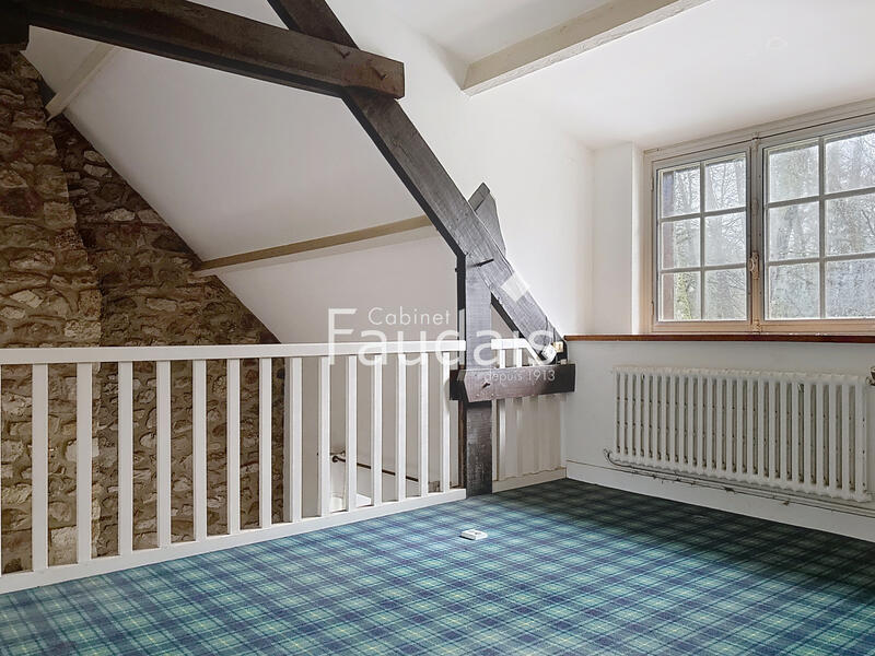 Propriété - 152 m² - 6 pièces