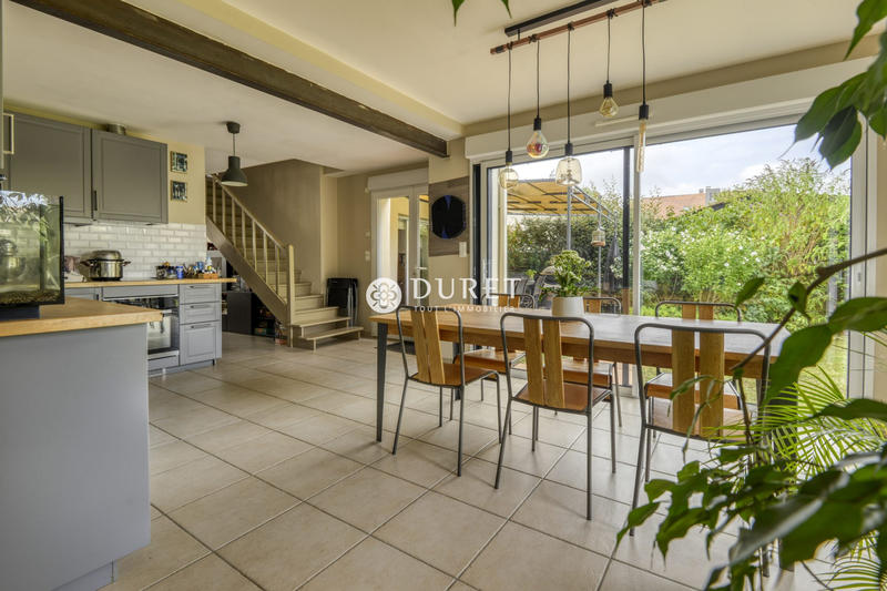 Maison - 198 m² - 6 pièces