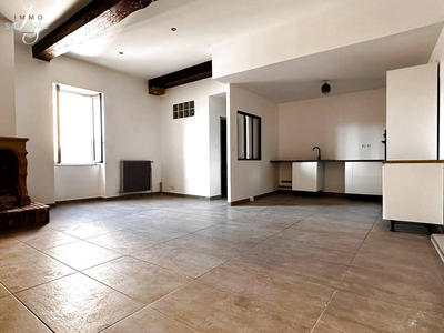 Appartement - 82 m² - 3 pièces