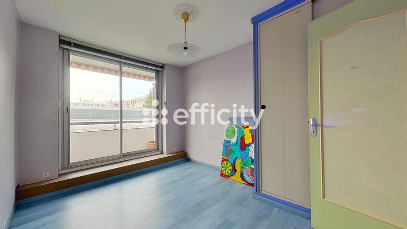 Appartement ancien - 72 m² - 4 pièces