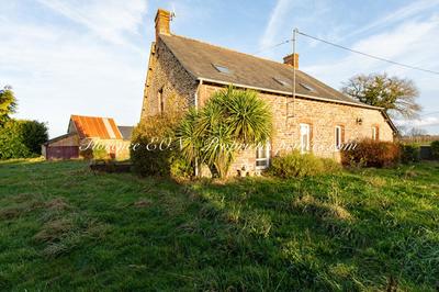 Maison - 225 m² - 7 pièces