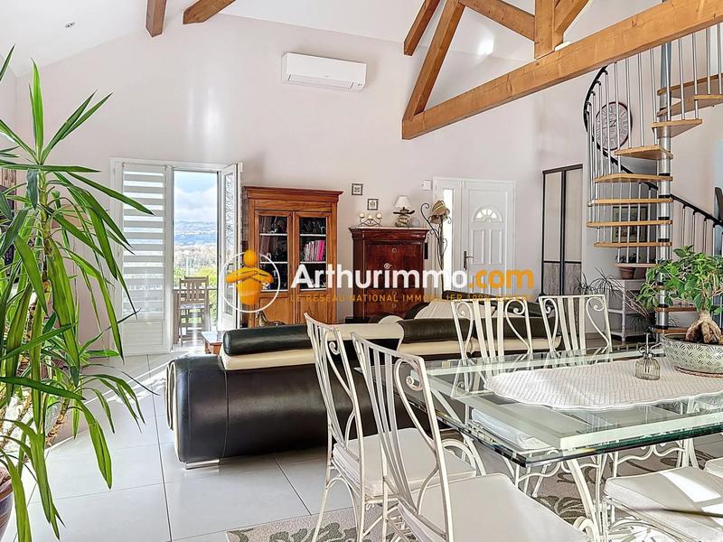 Maison - 139 m² - 5 pièces