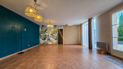 Appartement - 94 m² - 5 pièces